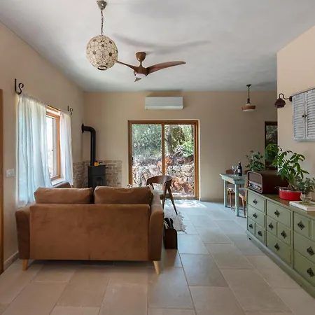 בית האלה Home Of Ela Abirim Exterior photo
